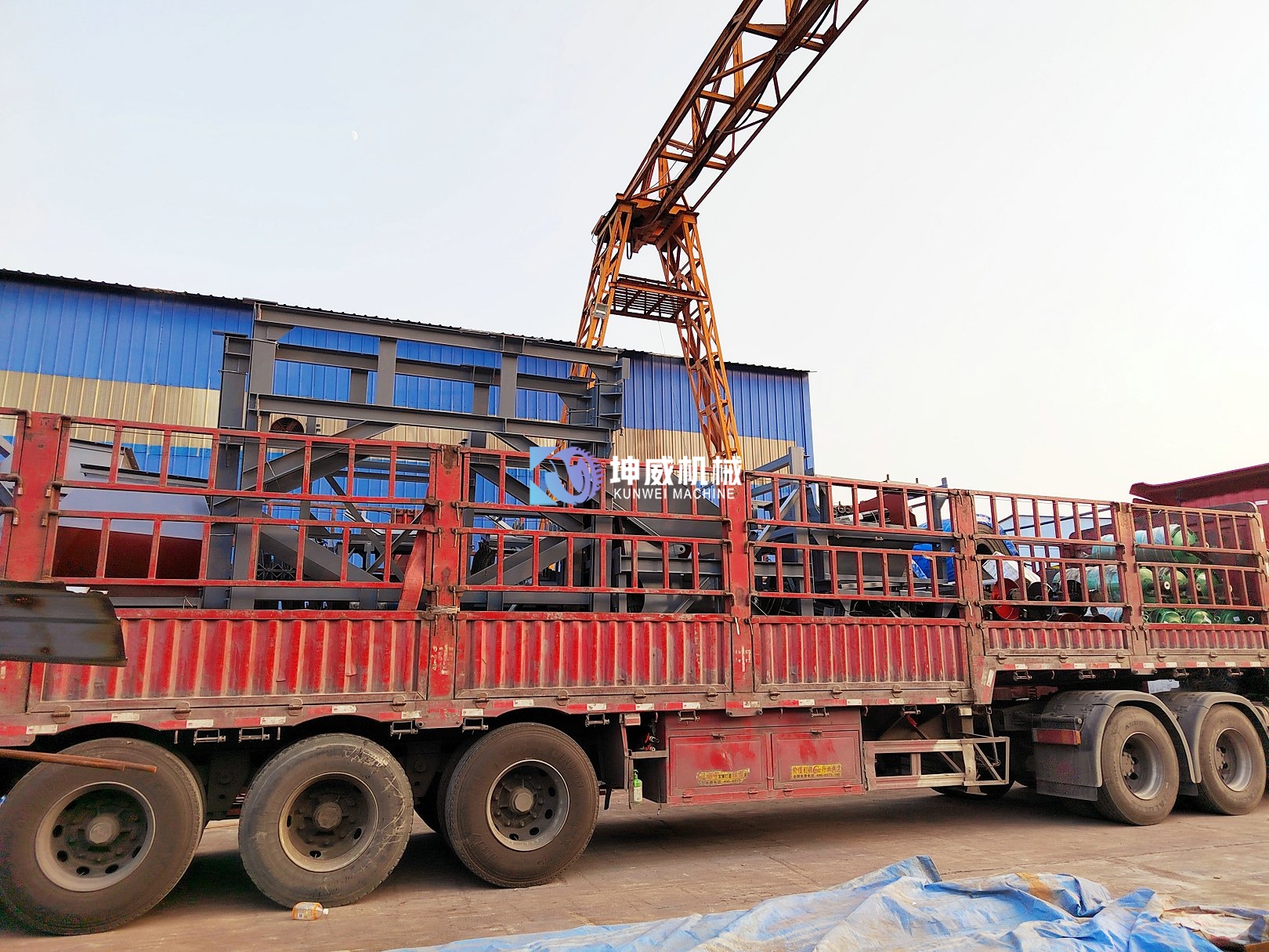 發(fā)往四川的皮帶機(jī)和螺旋輸送機(jī)